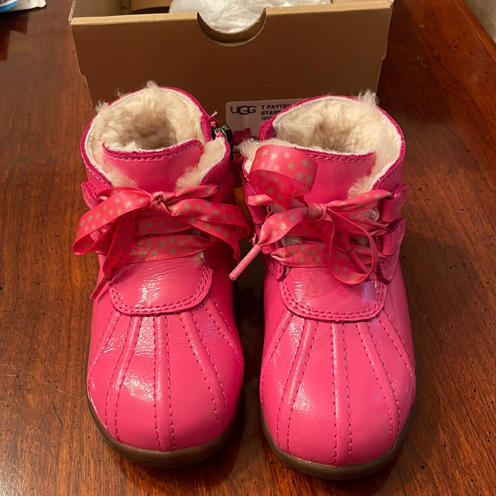 Toddler girls size 7 Pink Ugg boots